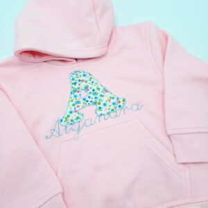 Sudadera personalizada inicial Lobe Pink rosa con capucha