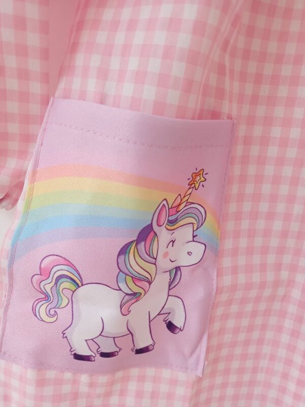 Bata escolar bolsillos unicornio rosa - Imagen 2