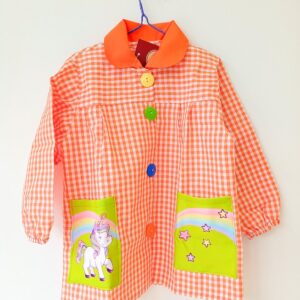 Bata escolar bolsillos unicornio naranja